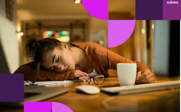 Funcionária com Burnout causado por férias acumuladas