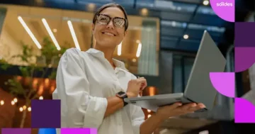 Fluxo de aprovação da folha de pagamento estruturado em um painel digital, mostrando gráficos financeiros e tabelas de validação de dados do Departamento Pessoal.